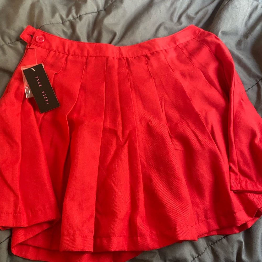 Faded Rose pleaded skirt